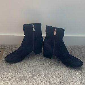 Unisa Navy Blue Suede Booties